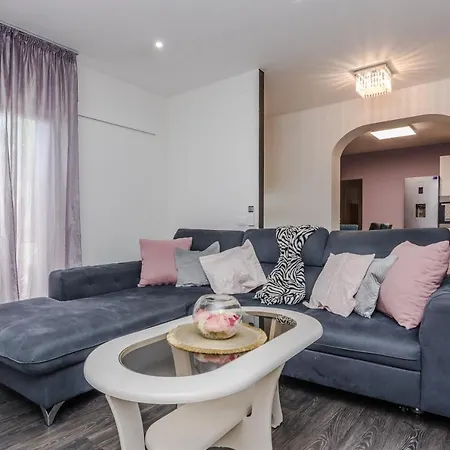 Apartamento Naomi Zadar
